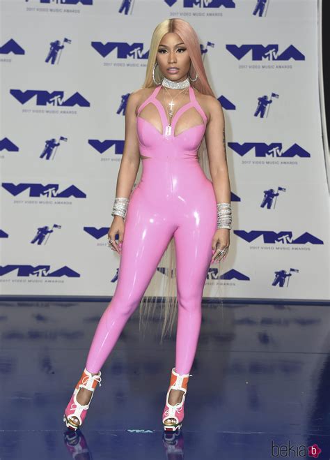 Nicki Minaj En Los MTV VMA 2017 Alfombra Roja Gala Y Ganadores De