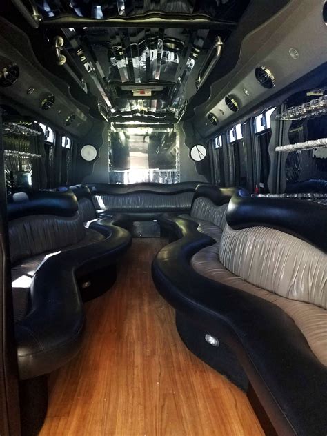Luxury Party Bus Great Bay Limo