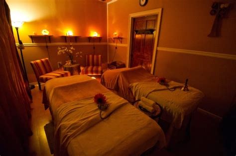 Hands On Healthcare Massage Therapy And Wellness Day Spa Find Deals With The Spa And Wellness