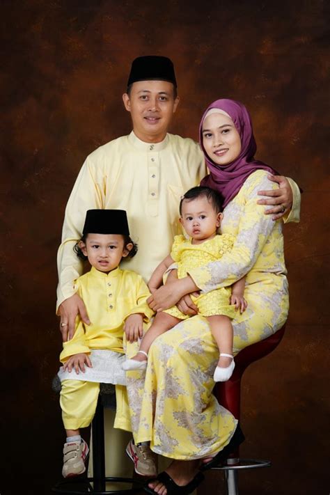 We did not find results for: Family Portrait In Studio - AD STUDIO - Photo Studio Shah Alam