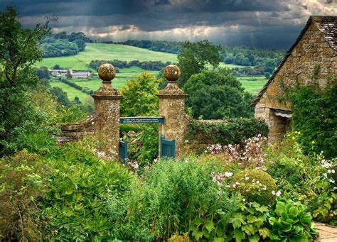 My Current Wallpaper Raining English Countryside Cotswolds New