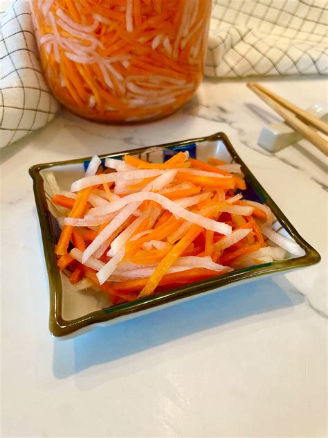 Easy Vietnamese Pickled Carrots Daikon Chua The Savory Chopstick