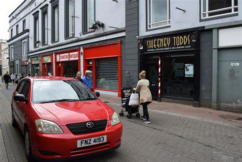 Sweeney Todds Derry Londonderry © Kenneth Allen Cc By Sa20