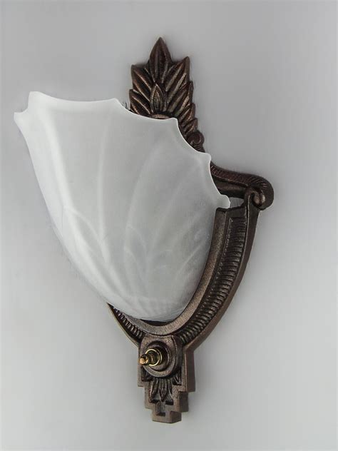 A wide variety of art sconce options are available to you, such as lighting solutions service, warranty(year), and application. Art Deco Wall Sconce