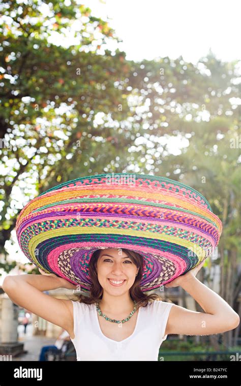Wearing Sombreros Hi Res Stock Photography And Images Alamy