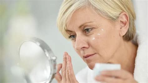 6 Tips To Get Rid Of Crepey Skin Us Dermatology Partners