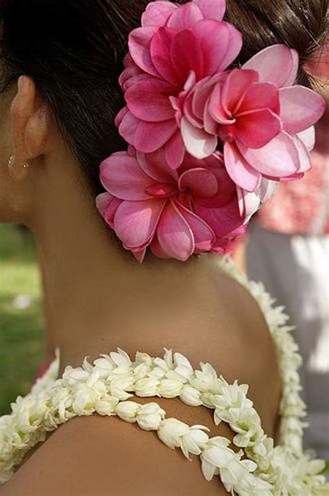 May Day Is Lei Day Hawaiian Flowers Hawaii Wedding Flowers In Hair