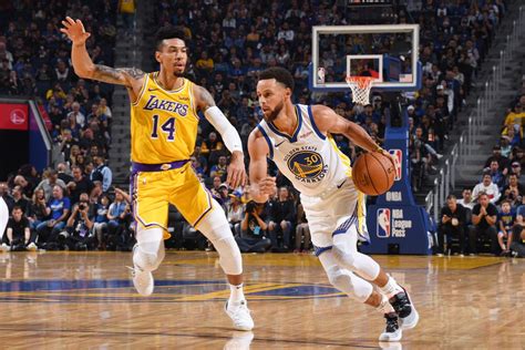 Enjoy the game between golden state warriors and los angeles lakers, taking place at united states on may 19th, 2021, 10:00 pm. Kèo bóng rổ - Golden State Warriors vs LA Lakers - 10h30 ...