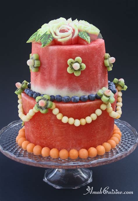 Watermelon wedding cake | Watermelon carving wedding, Watermelon wedding, Watermelon cake
