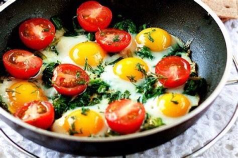 Fried Eggs In Vegetables With Herbs Foodnerdy Recipes Management System