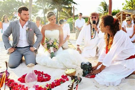 Elizabeth ubaldo s traditional mexican wedding. Can't say enough about The beauty of Mexican wedding ...