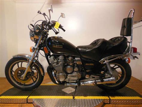 This is actually a very rare, classic, matching number, 1980 xj650 maxim cruiser,second owner, only 36,000 kms. 1981 Yamaha Maxim 650 Cruiser for sale on 2040-motos