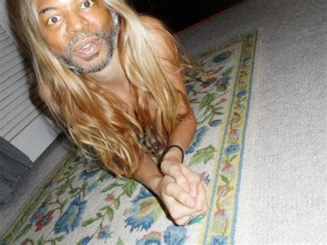 When i was 10, a friend invited me to her mom's mary kay party. Tyra Banks without makeup : funny
