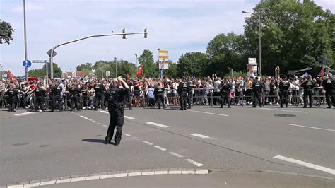 Denn damit und nur damit können wir den verlogenen berichten über demos als. Demo Kassel Hafenbrücke - YouTube