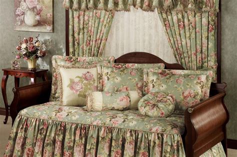 Daybed Bedding Sets Pottery Barn Hawk Haven