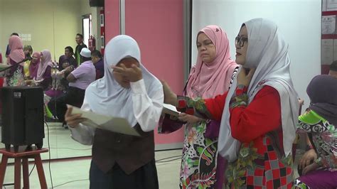 12:19:00 pbd pelaporan pentaksiran sekolah rendah penilaian bilik darjah ppsi ppsr segak. Suasana Hari Pelaporan Pentaksiran Sekolah Rendah 2017 ...