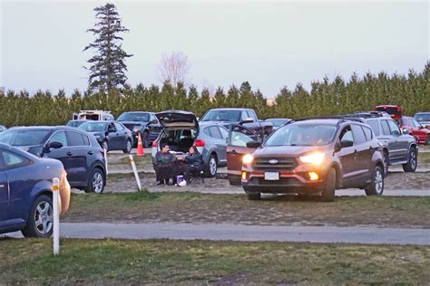 Purchasing your movie tickets online does not reserve or guarantee a parking spot. Bylaw officers find Lower Mainland's Drive-In theatre ...