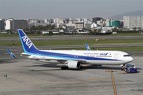 The site owner hides the web page description. Good Day ～伊丹空港撮影日記～ ANA B767ウイングレット装着機 ...