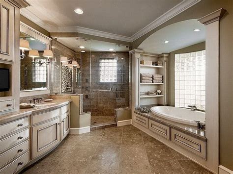 22 Amazing Master Bathroom Layout Ideas Home Decoration And Inspiration Ideas