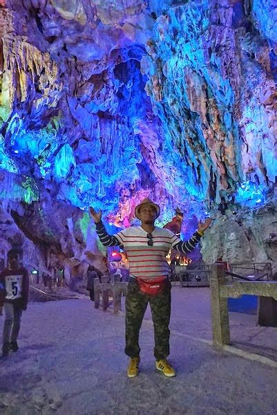 Gua Warna Warni Li River Crown Cave Guilin Antara Tarikan