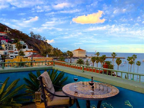 Laudable Lodging The Avalon Hotel On Catalina Island The Suitcase