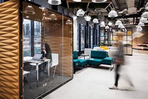 Vanks Soundproof Pods Offer Private Workspaces For Open Plan Offices