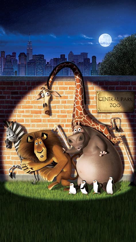 For 25 years, dreamworks animation has considered itself and its characters part of your family. Madagascar (2005) Phone Wallpaper | Moviemania