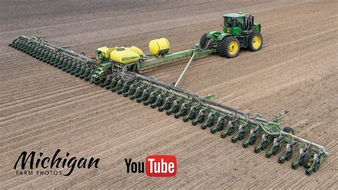 Huge John Deere Db120 48 Row 30 120 Wide Corn Planter In Action In