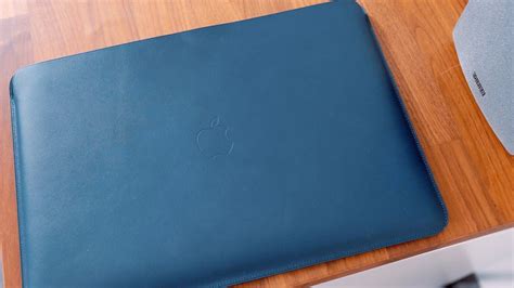 Hands On With Apples New Leather Sleeve For The 15 Inch Macbook Pro