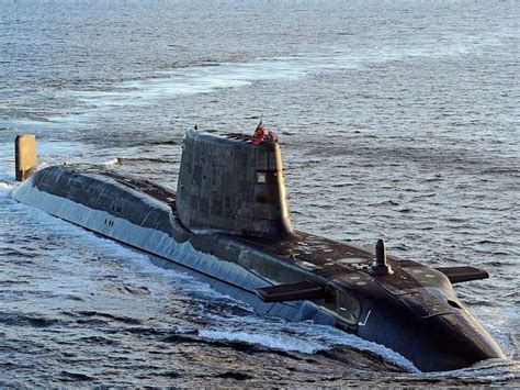 Un Submarino Ruso Persigue Durante Varios Días A Otro Nuclear Británico
