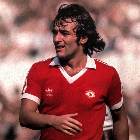Ман деннис / dennis man. Denis Law | Man Utd Legends Profile | Manchester United