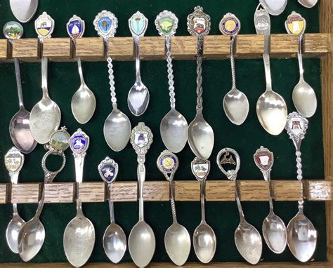 Lot Collectible Spoons States And Display Case