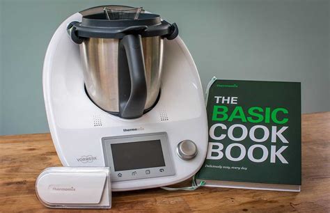 The thermomix seems to have become a 'love it' or 'hate it' kitchen appliance for many consumers, and with its high price tag it's little wonder why the debate continues as to whether it is really worth the money. Vorwerk Thermomix TM5 Review // TechNuovo.com