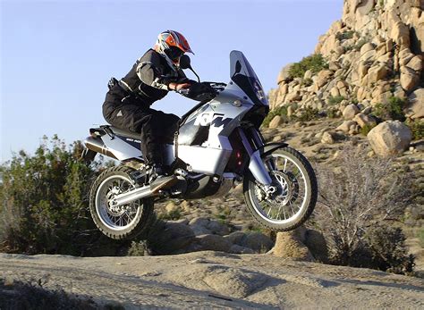 Annunci con fotografia di moto usate ktm 950 adventure di concessionari e privati. 2004 KTM 950 Adventure - Moto.ZombDrive.COM