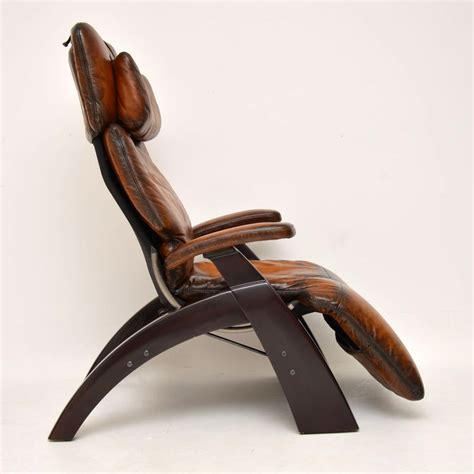 Timber ridge zero gravity chair. The Perfect Chair - Retro Leather Zero Gravity Reclining ...