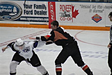 The swift current broncos are a junior ice hockey team in the western hockey league. GAME DAY: Bronco @ Calgary Hitmen - Swift Current Broncos