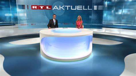 Januar 1984 ausstrahlende, private und somit werbefinanzierte fernsehsender seinen ursprung. RTL-aktuell: Moderatorin enthüllt, was sich unter ihrem ...
