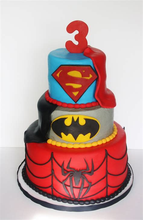 Save the day with 25 superhero birthday cakes! And Everything Sweet: Superhero Cake