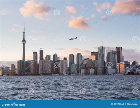 Airplane Landing In Toronto Mega Wallpapers