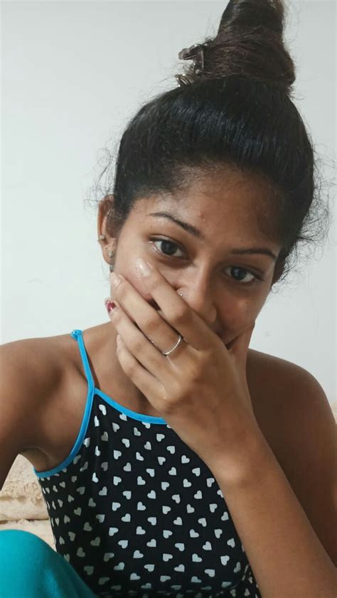 Srilankan Babe Leaked Collections Indianmms