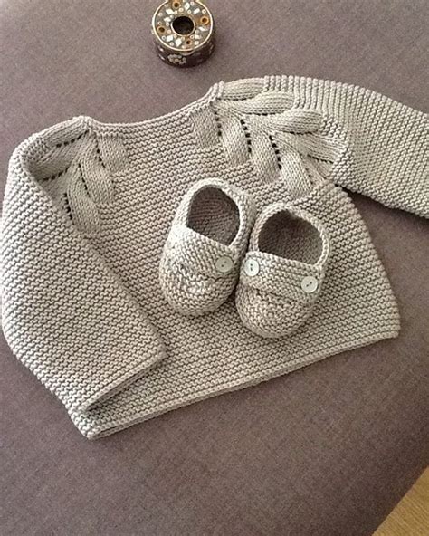 casaquinho de bebê em tricô passo a passo fácil receita completa revista artesanato knitting