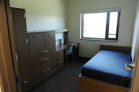 Suny Dorms Eyed To House Asylum Seekers