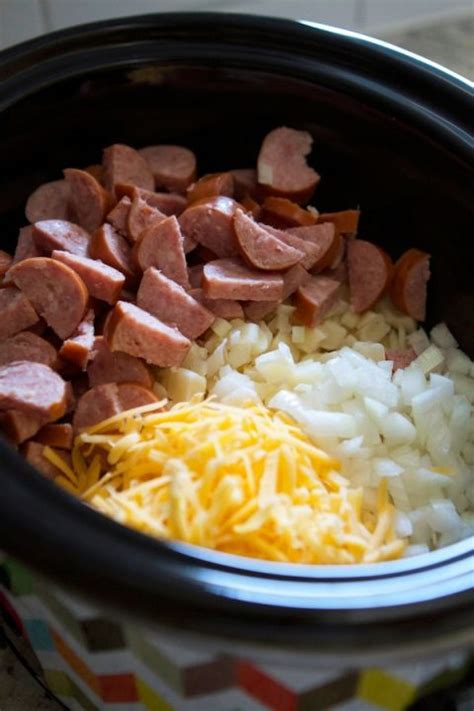 In a large skillet, cook potatoes and pepper in oil over medium heat until potatoes are golden brown. Smoked Sausage and Hash Brown Casserole - Vegan Recipes