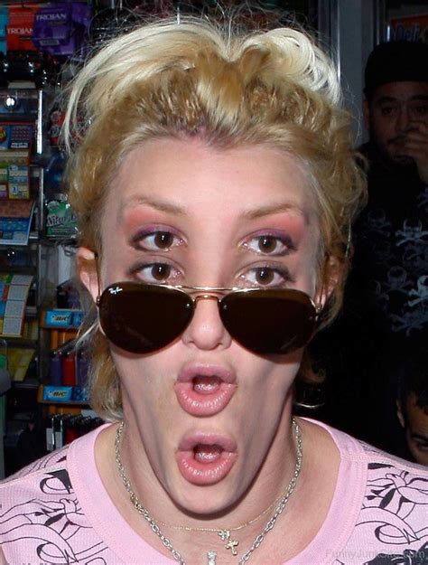 Funny Human Pictures Britney Spears Face Fun