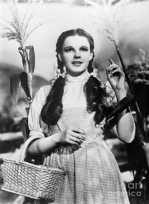 Judy Garland In The Wizard Of Oz Photograph By Bettmann Pixels