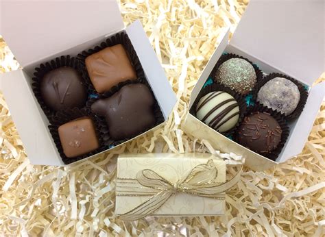 4 Piece Or 2 Piece Candy Boxes With Assorted Chocolates Or Truffles