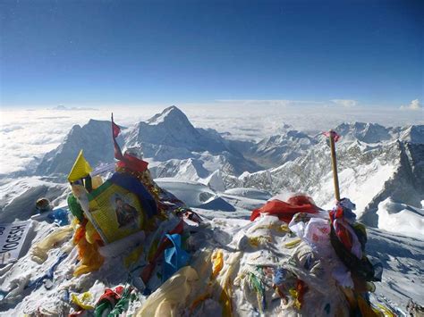 Find the perfect mount everest gipfel stock photos and editorial news pictures from getty images. Climb Mount Everest North Ridge with Adventure Peaks