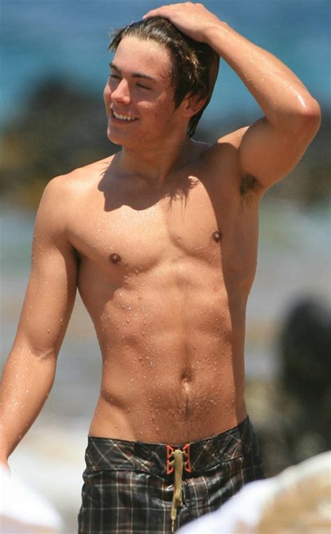 Sun And Fun From Zac Efrons Shirtless Pics E News