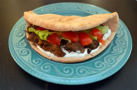 Flavors By Four Slow Cooker Beef Gyros With Tzatziki Sauce