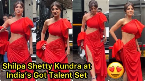 Gorgeous Judge Shilpa Shetty Looking To Hot In Red Outfit At Indias Got Talent Set Youtube
